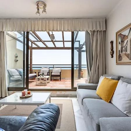 Malagasuite Seaside Penthouse * טורמולינוס