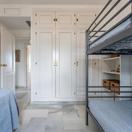 Malagasuite Seaside Penthouse דירה
