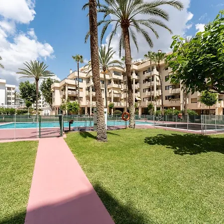 Malagasuite Seaside Penthouse טורמולינוס